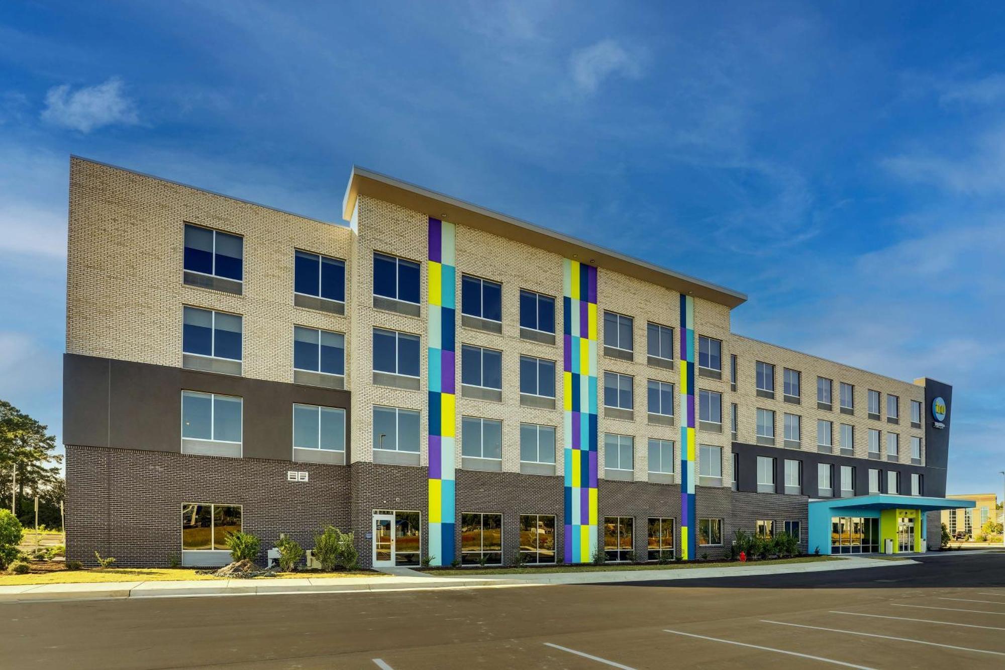 Tru By Hilton Leland Wilmington Hotel ภายนอก รูปภาพ